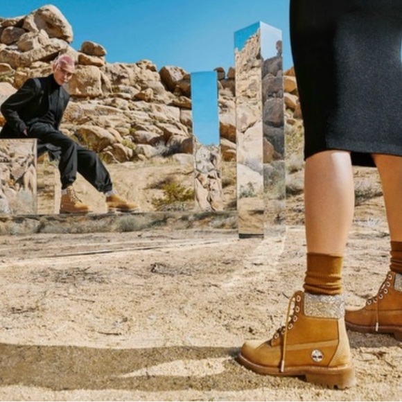 NEW JIMMY CHOO X TIMBERLAND Suede Crystal Encrusted Brown Classic Hiking Boot 6 - Picture 2 of 7